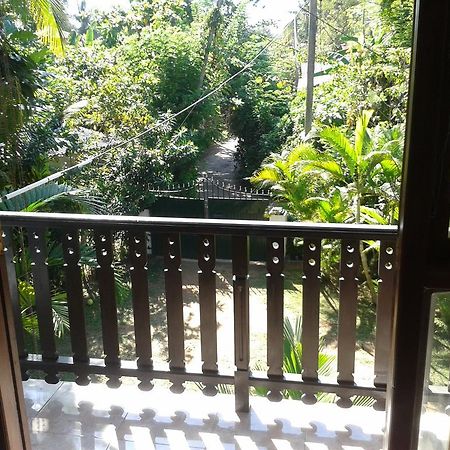 Villa 159 Хіккадува Екстер'єр фото